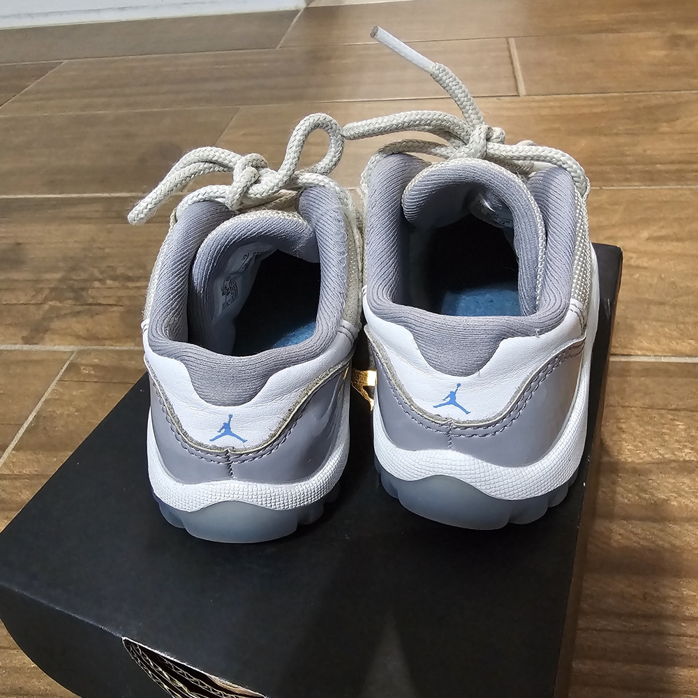 Jordans 8C - Picture 3 of 5